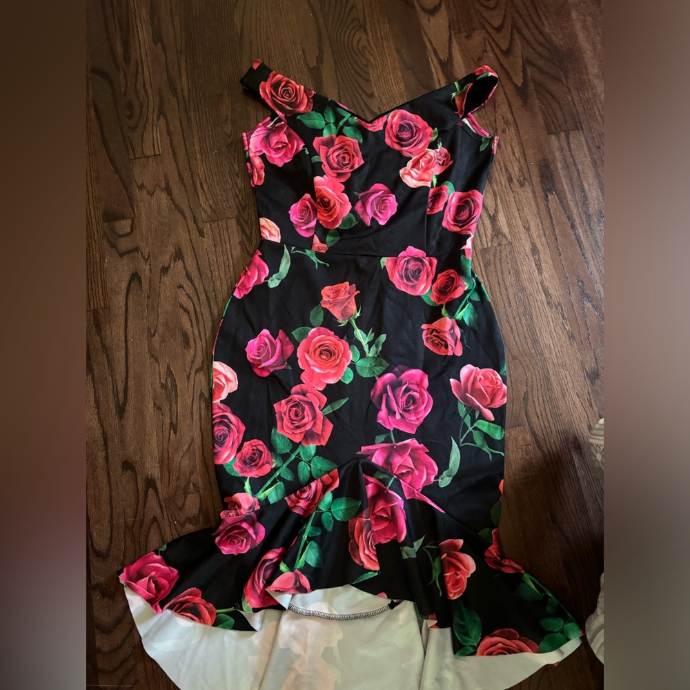 Quiz mermaid style asymmetrical dress